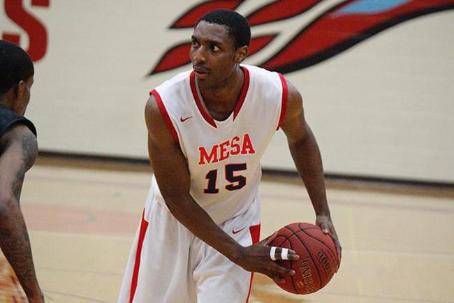 Mitch Burnett had eight points and eight rebounds (Photo by Jacob Dewald)