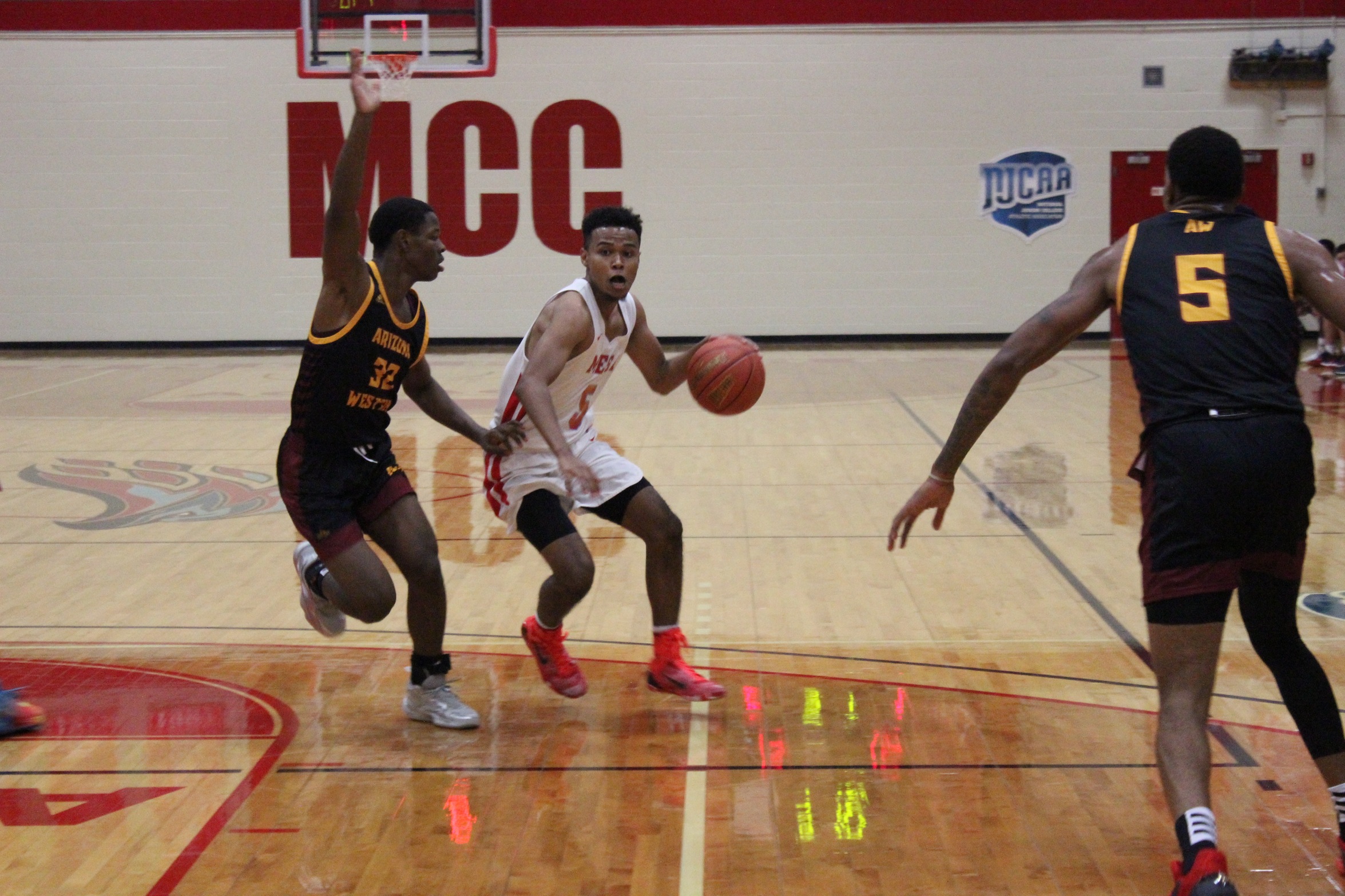 BJ Burries blows past AWC defender