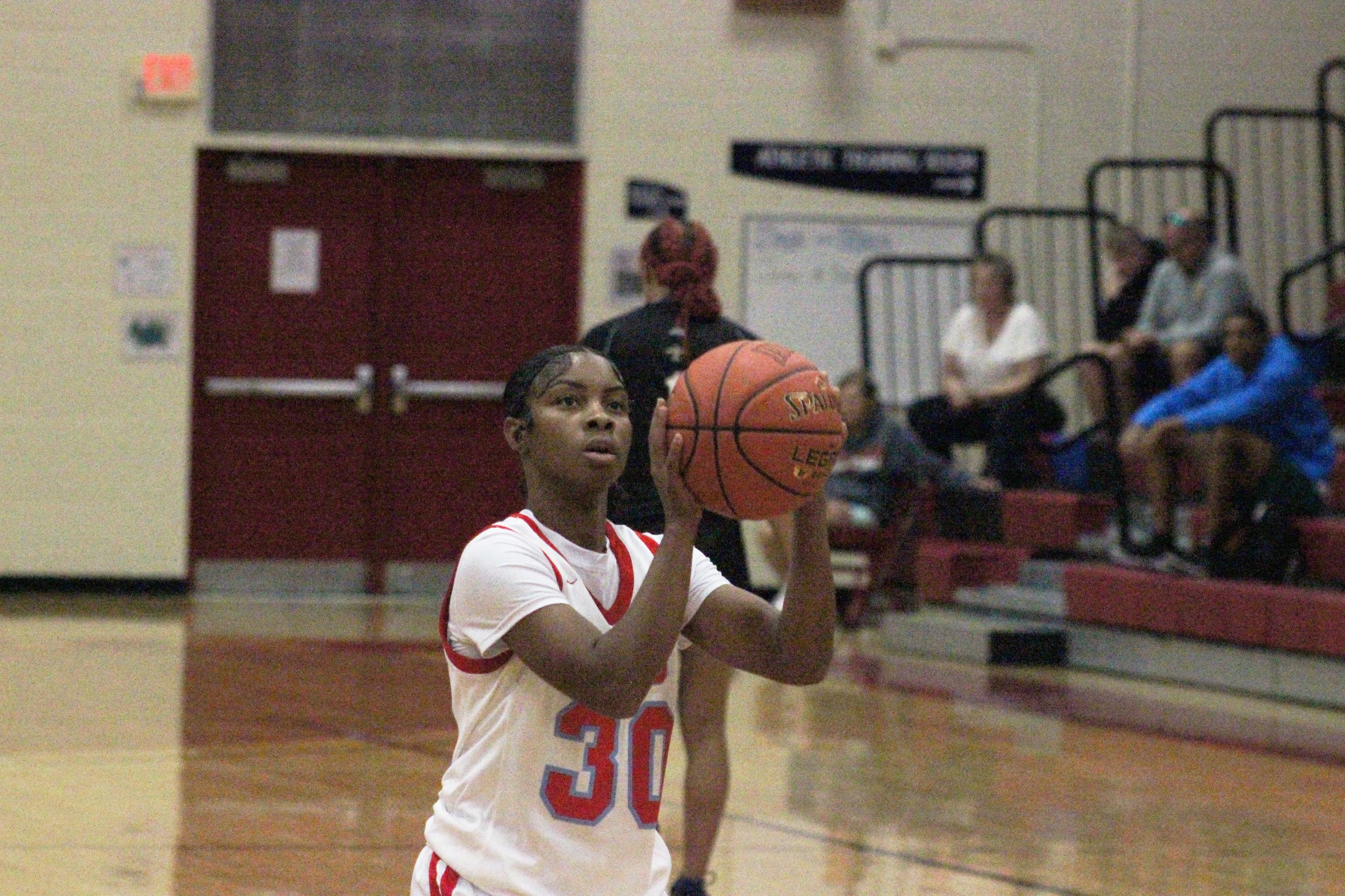 WBB dominates Phoenix College, 95-33.