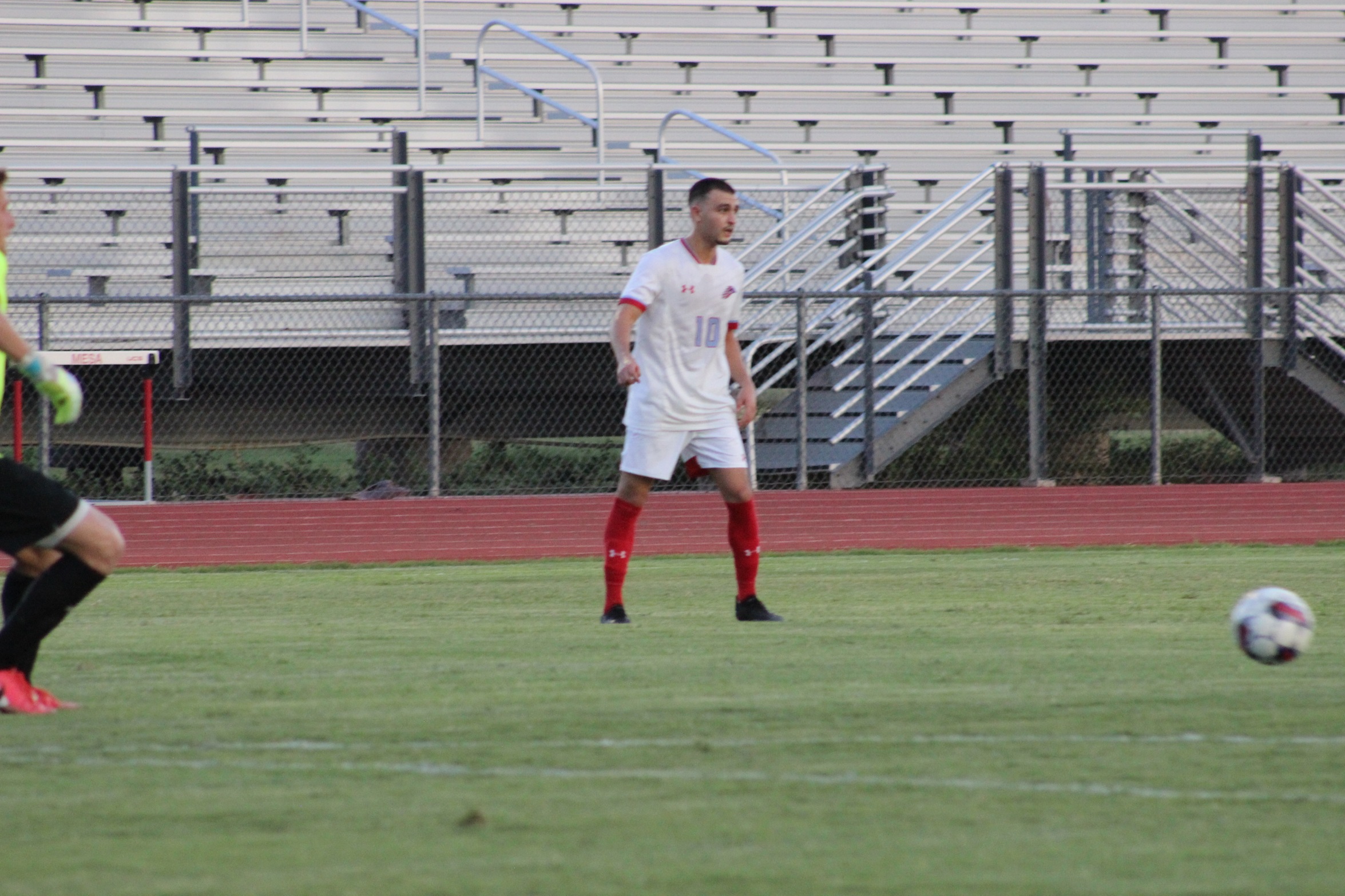 Men's soccer powers past Scottsdale in second half