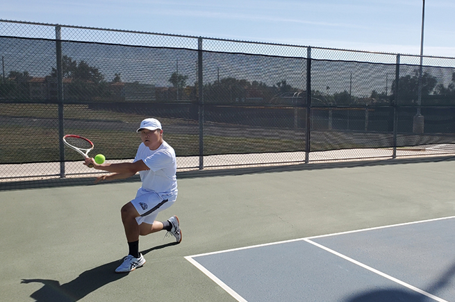 Men's tennis finishes regular season unbeaten with 9-0 win at Glendale