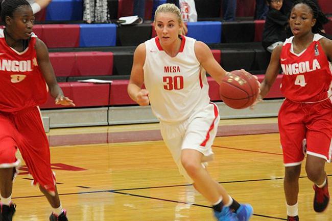 Taylor Reed finished with a double-double for the T-Birds with 15 points and 10 rebounds. (photo by Aaron Webster)