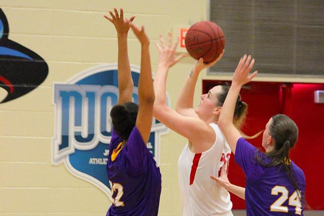 Natalie Stilwell scored 16 points in Mesa's win over Tohono O'Oodham