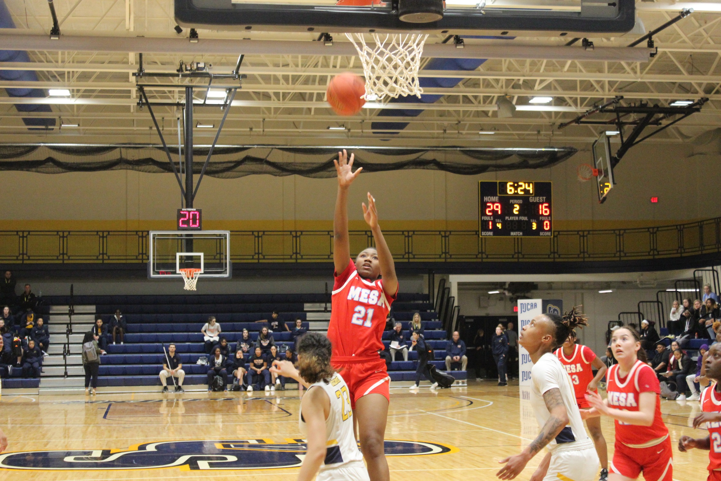 Turnovers Doom Thunderbirds In 72-50 Loss
