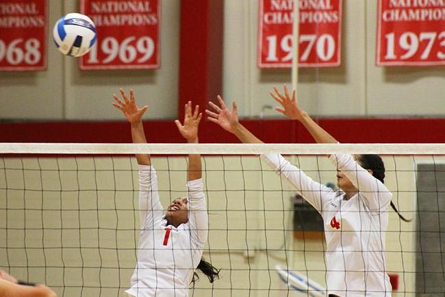 T-Birds Volleyball Play at Scottsdale Friday Night
